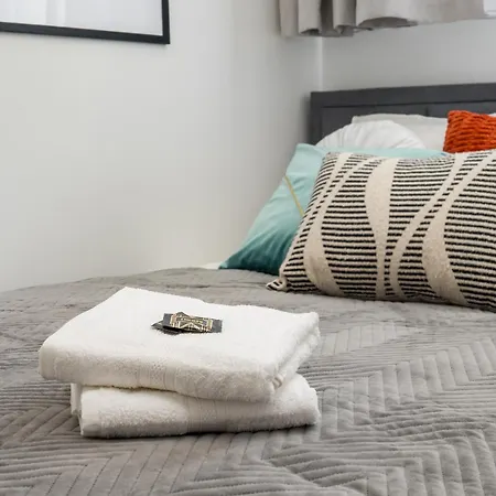 Juicy For 2-3 In The Buzzing Centre Of Metro Station Διαμέρισμα *