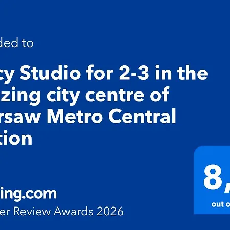 Juicy For 2-3 In The Buzzing Centre Of Metro Station * وارسو